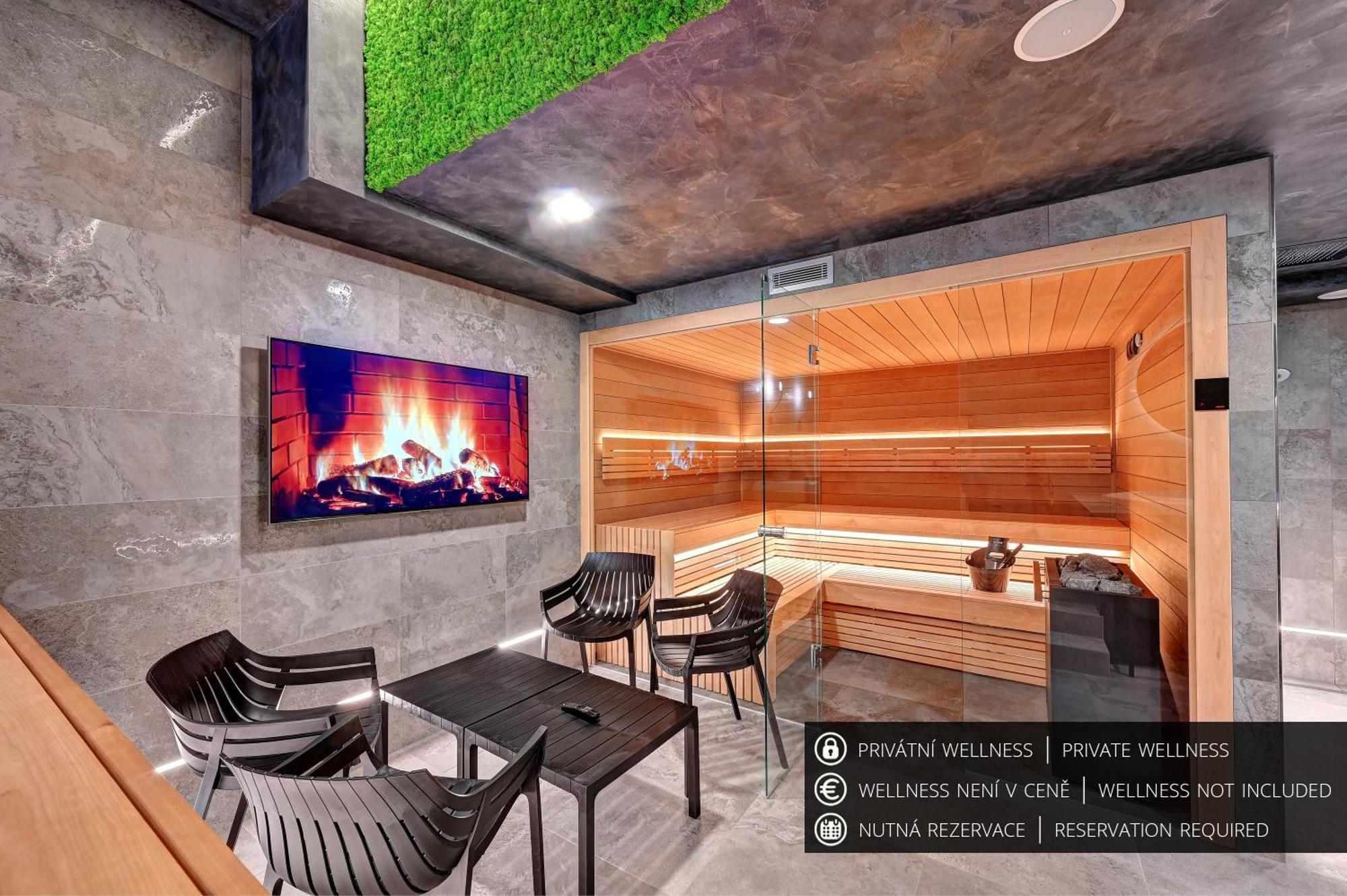 Wellness Hotel Fenix リベレツ エクステリア 写真