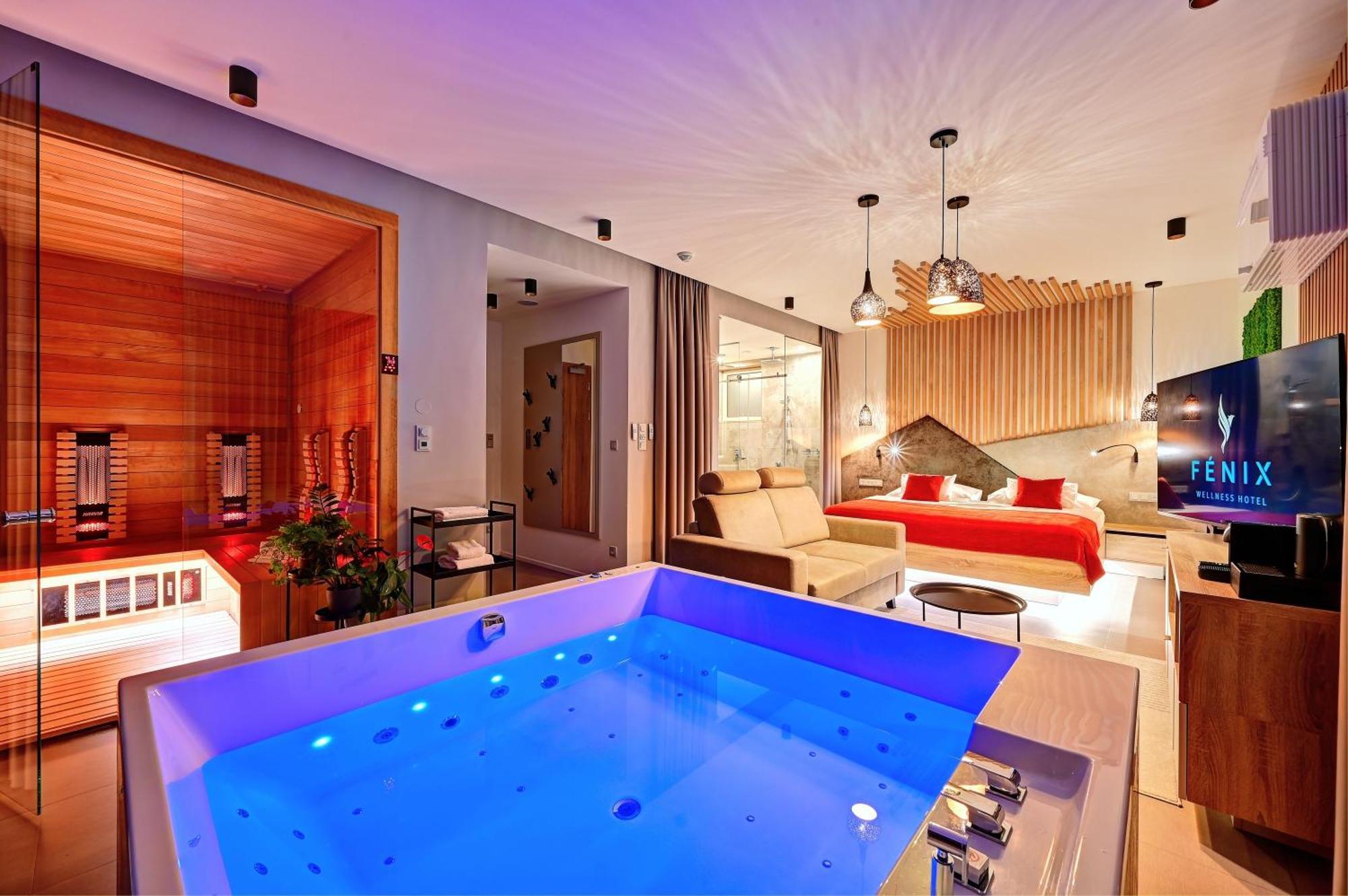 Wellness Hotel Fenix リベレツ エクステリア 写真