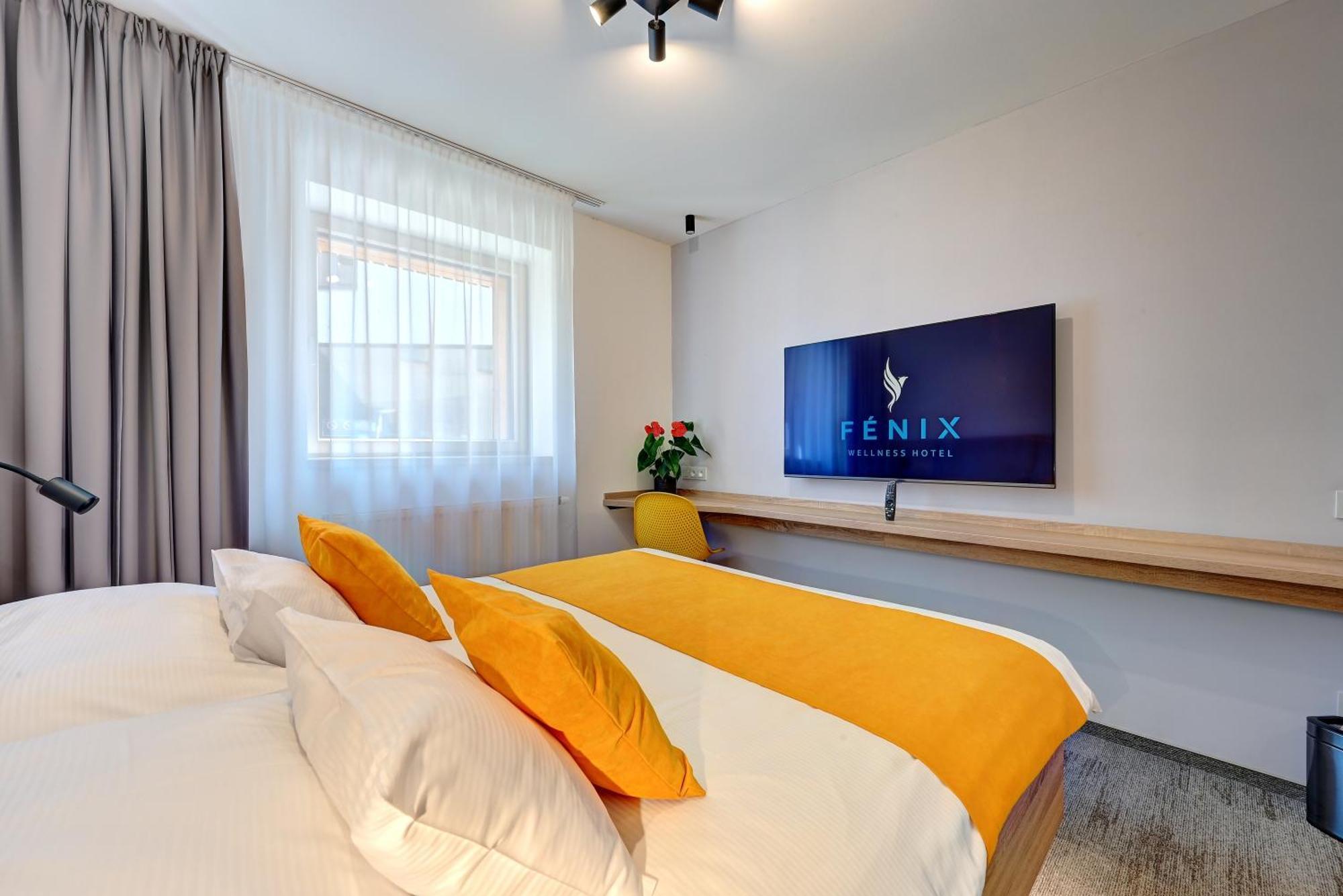 Wellness Hotel Fenix リベレツ 部屋 写真